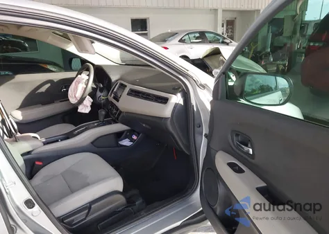 2021 Honda Hr-V 2Wd Lx from USA, damaged, VIN 3CZRU5H33MM717397